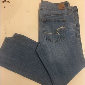 American Eagle size 4/6 capri jeans artist fit